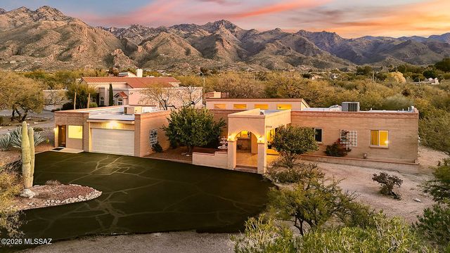 5620 N Barrasca Avenue, Tucson, AZ 85750