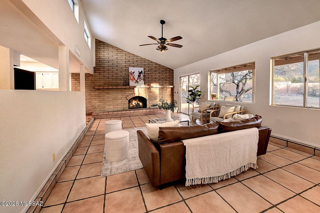 5620 N Barrasca Avenue, Tucson, AZ 85750