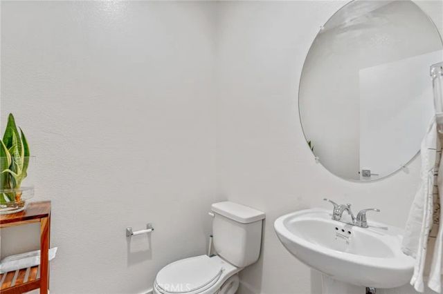 149 E Knox, La Habra, CA 90631