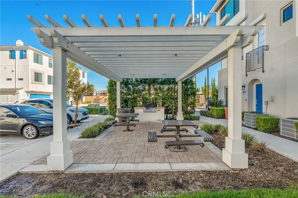 149 E Knox, La Habra, CA 90631