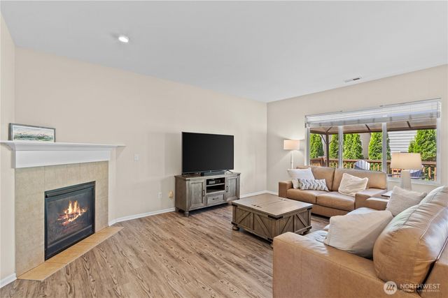 18318 73rd Avenue E, Puyallup, WA 98375