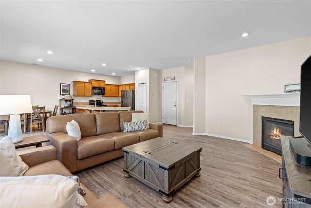 18318 73rd Avenue E, Puyallup, WA 98375