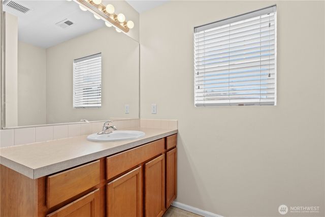18318 73rd Avenue E, Puyallup, WA 98375