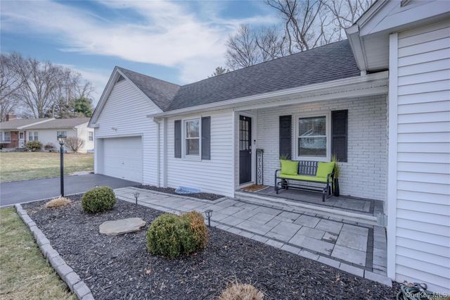 15 Sandi Drive, Poughkeepsie, NY 12603