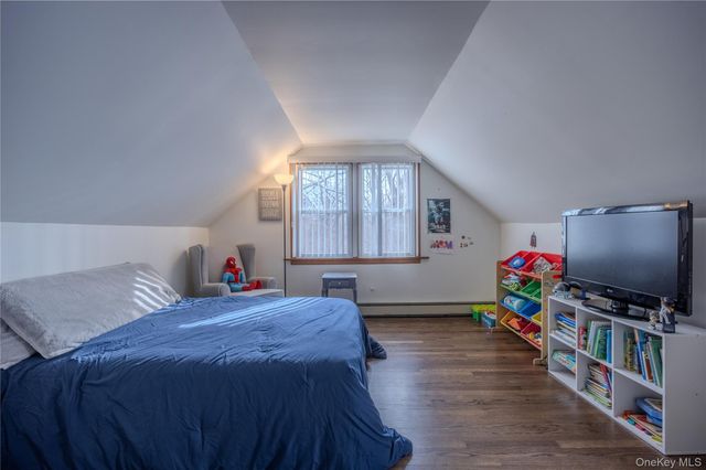 15 Sandi Drive, Poughkeepsie, NY 12603