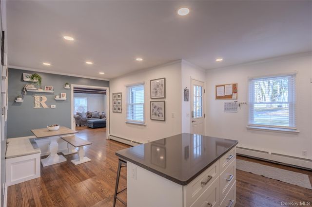 15 Sandi Drive, Poughkeepsie, NY 12603