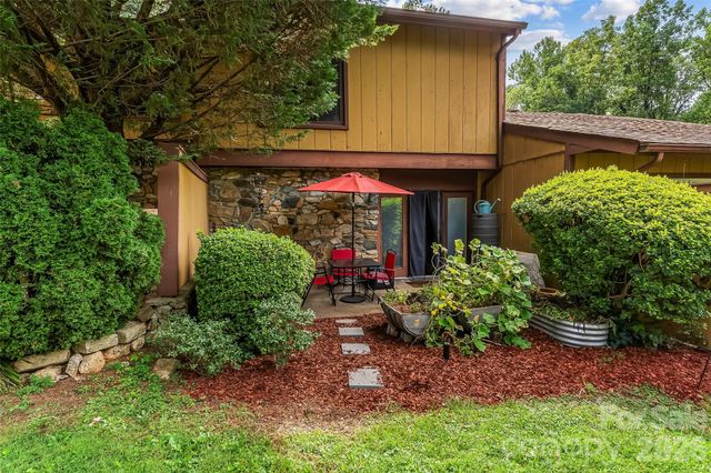 119 Colony Drive, Arden, NC 28704
