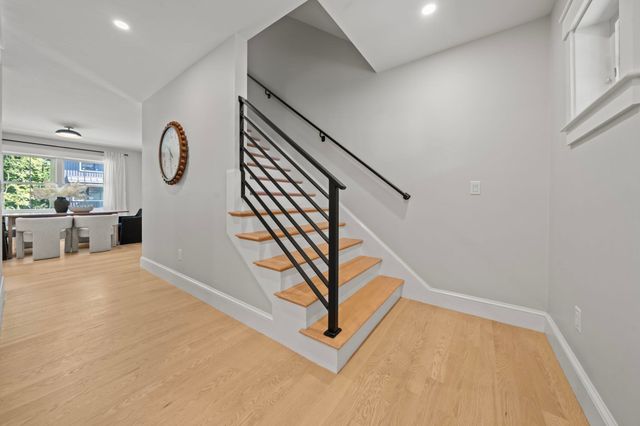 158 Lake St, Wilmington, MA 01887