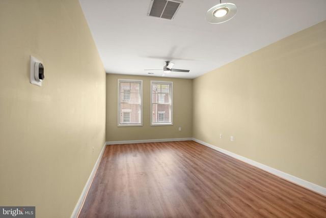 181 E REED AVE #206, Alexandria, VA 22305