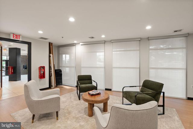 181 E REED AVE #206, Alexandria, VA 22305