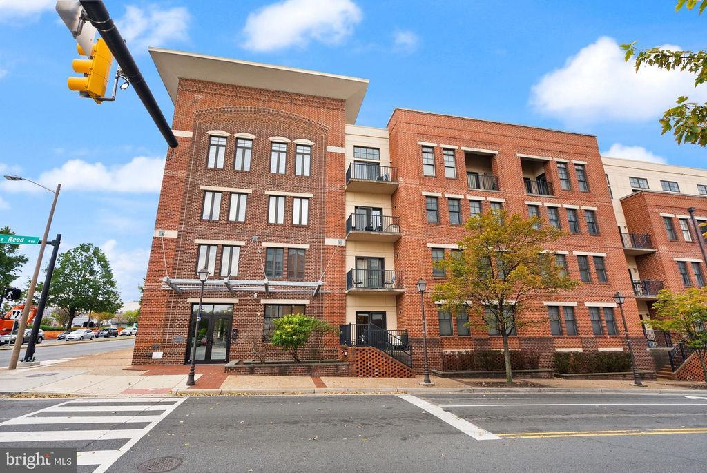 181 E REED AVE #206, Alexandria, VA 22305