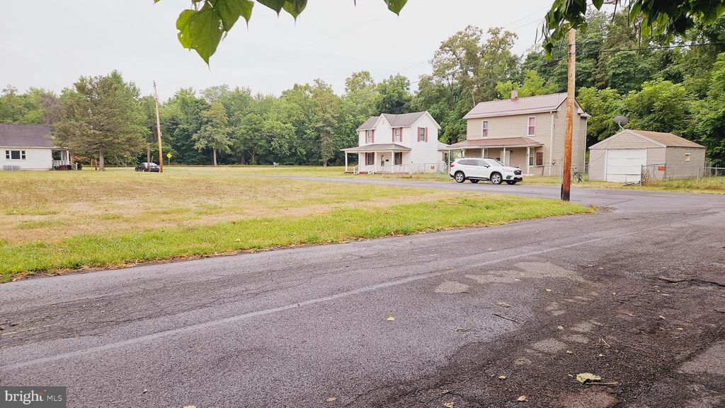 200 & 208 E ROBERTS STREET, Cumberland, MD 21502