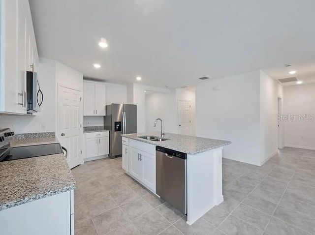 2606 IRISH ELK AVENUE, Davenport, FL 33837