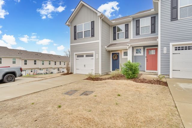 404 Deer Meadow Ln, Lebanon, TN 37090