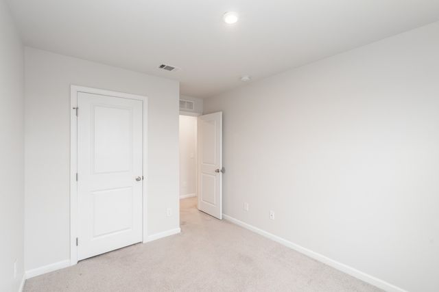 404 Deer Meadow Ln, Lebanon, TN 37090