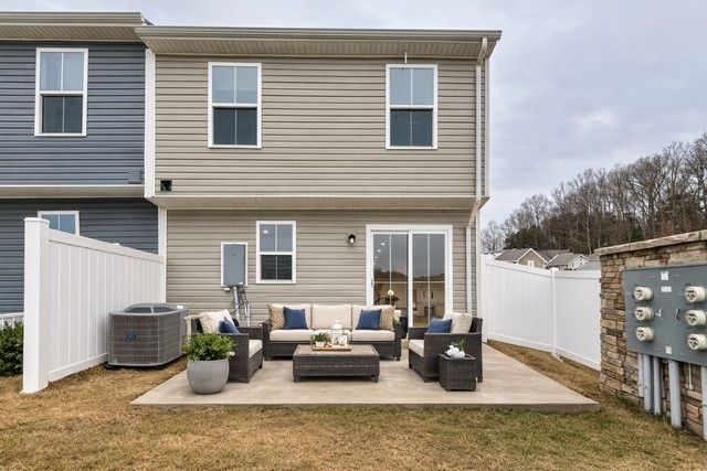 404 Deer Meadow Ln, Lebanon, TN 37090