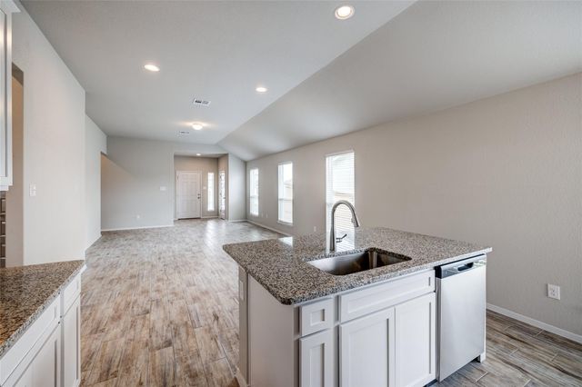 120 Lyndon DR, San Marcos, TX 78666