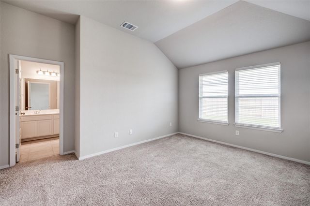 120 Lyndon DR, San Marcos, TX 78666