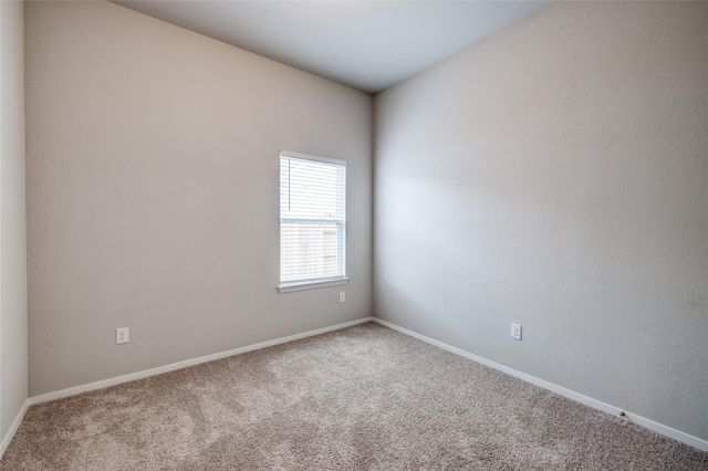 120 Lyndon DR, San Marcos, TX 78666