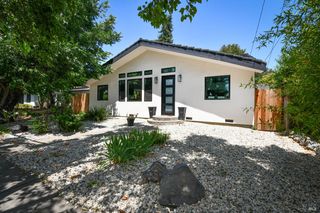 2470 W Pueblo Ave, Napa, CA 94558