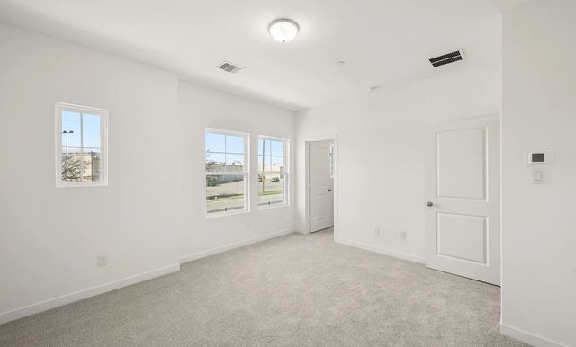 5708 Lakeview Drive, Watauga, TX 76148