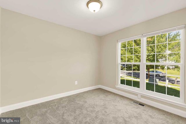 12106 SONGBIRD LN, Germantown, MD 20876