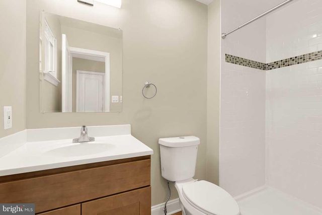 12106 SONGBIRD LN, Germantown, MD 20876