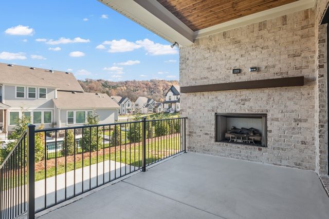 7290 Woodruff Dr, Fairview, TN 37062