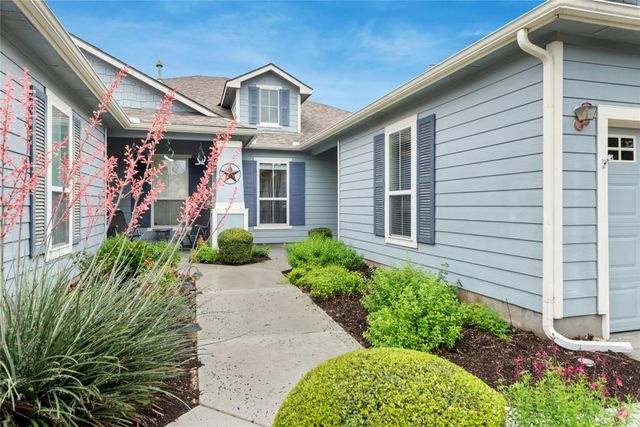 111 Hampton CIR, Georgetown, TX 78633