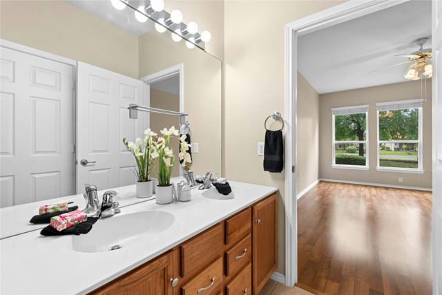 111 Hampton CIR, Georgetown, TX 78633