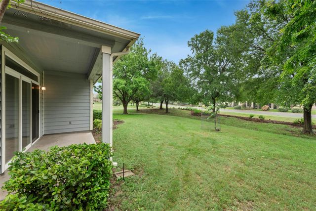 111 Hampton CIR, Georgetown, TX 78633
