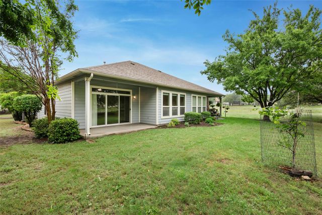 111 Hampton CIR, Georgetown, TX 78633