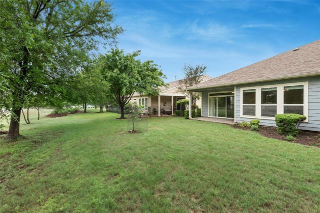 111 Hampton CIR, Georgetown, TX 78633