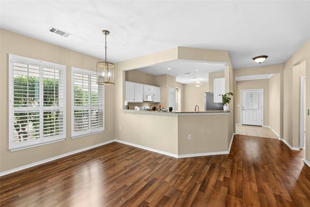 111 Hampton CIR, Georgetown, TX 78633