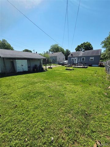 9503 Ridge Avenue, Overland, MO 63114