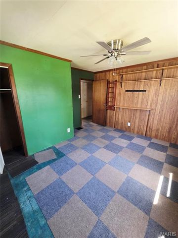 9503 Ridge Avenue, Overland, MO 63114