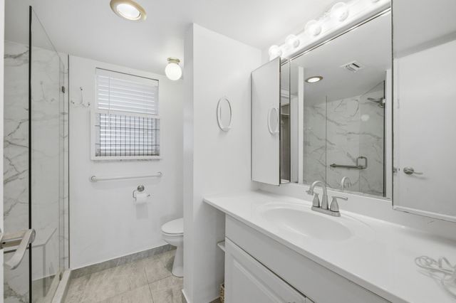 3836 Via Poinciana 603, Greenacres, FL 33467