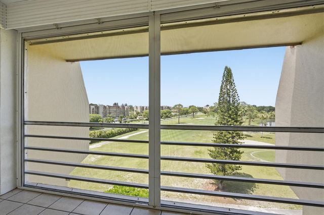 3836 Via Poinciana 603, Greenacres, FL 33467