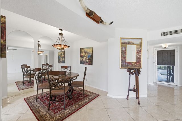 3836 Via Poinciana 603, Greenacres, FL 33467
