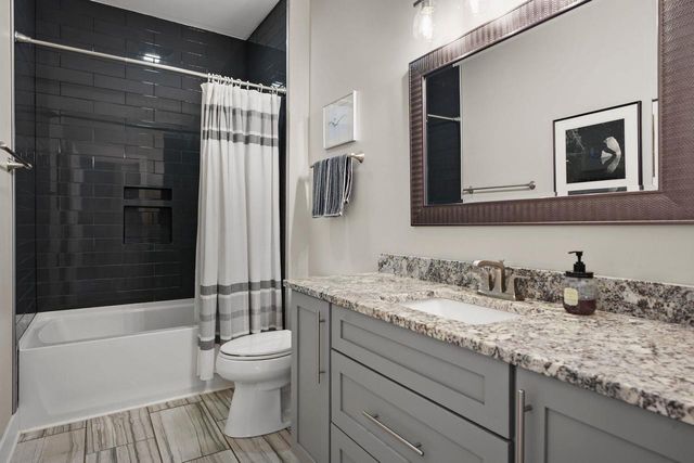 6711 S Chickahauk Trail, Middleton, WI 53562