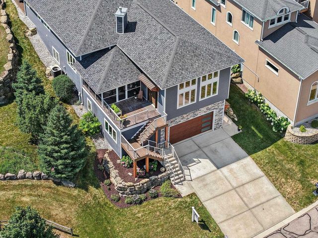 6711 S Chickahauk Trail, Middleton, WI 53562