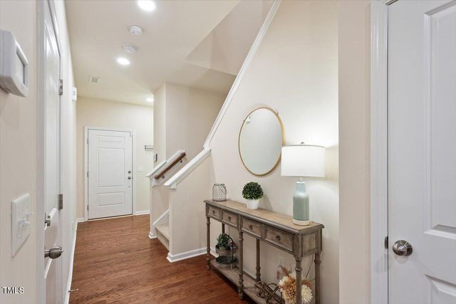 120 Ransomwood Drive, Apex, NC 27539