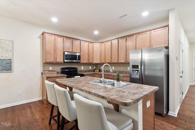 120 Ransomwood Drive, Apex, NC 27539