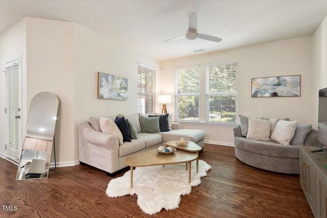 120 Ransomwood Drive, Apex, NC 27539