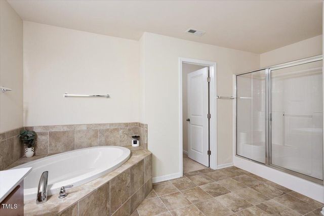 120 Ransomwood Drive, Apex, NC 27539