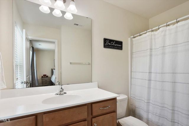 120 Ransomwood Drive, Apex, NC 27539
