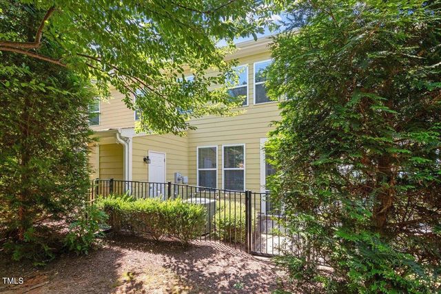 120 Ransomwood Drive, Apex, NC 27539