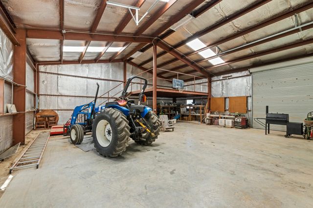 1130 Eastern Oaks, Florence, TX 76527