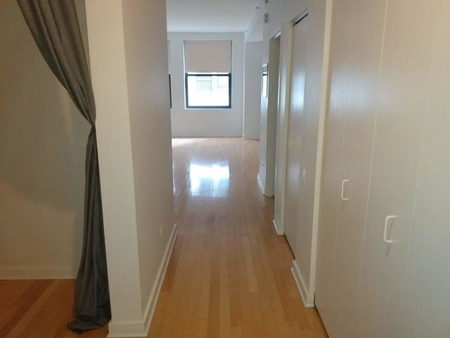 5 N Wabash Avenue 804, Chicago, IL 60602