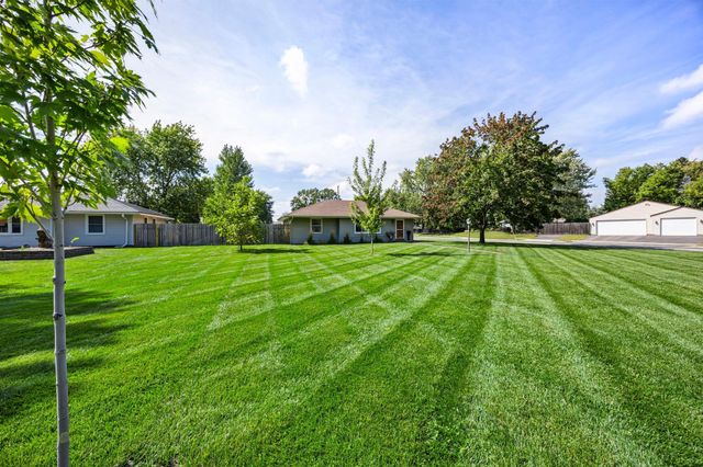 8800 10th Avenue S, Bloomington, MN 55420